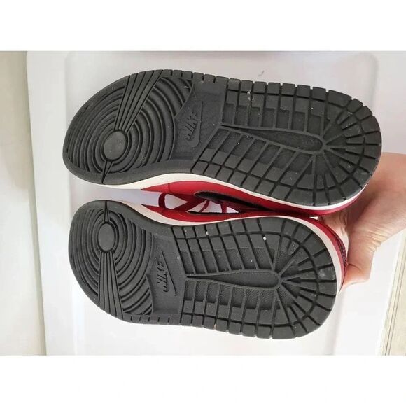 Jordan 1 Retro LowGym Red Black White 10.5 - Picture 7 of 15